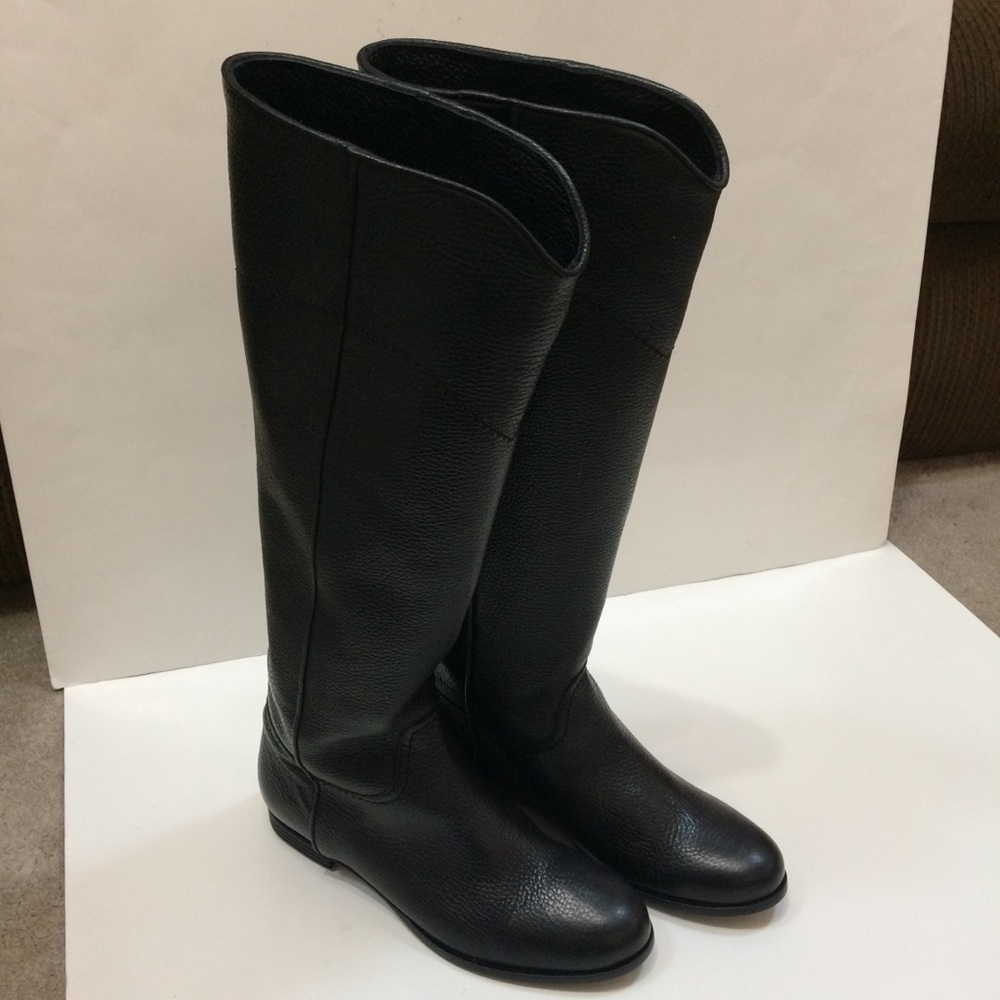 Dee Keller Liz Black Pebble Leather Boots - 8